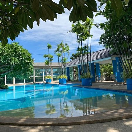 Blue Garden Resort Pattaya Pantai Jomtien Luaran gambar